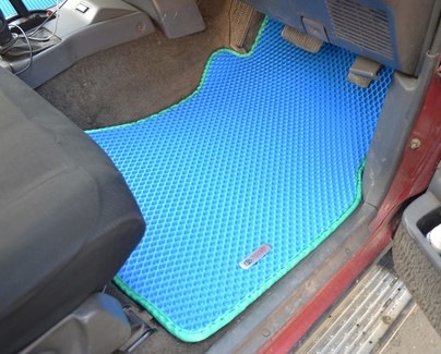 Коврики на Toyota Hilux Surf II 1989 - 1995 в Новороссийске