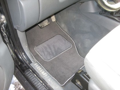 Коврики на Jeep Cherokee (KJ) 2001 - 2007 в Новороссийске