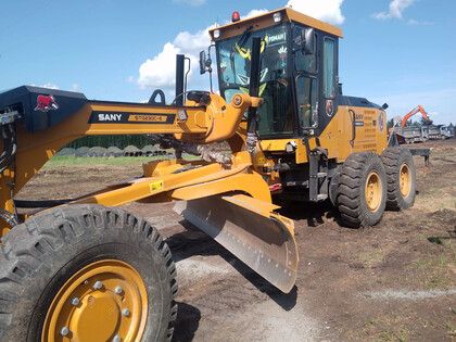 Коврики на Спецтехника Автогрейдер SANY STG230C 8 AWD  в Новороссийске