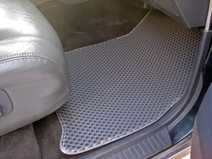Коврики на Toyota Land Cruiser 80 1990 - 1997 в Новороссийске