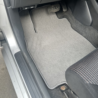 Коврики на Nissan Tiida (C11) 2004 - 2014 в Новороссийске