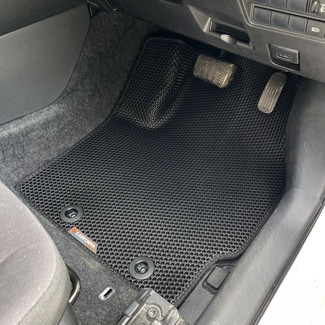 Коврики на Toyota Yaris Cross 2020 - 2025 в Новороссийске