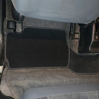 Коврики на Mitsubishi Pajero iO 1998 - 2007 в Новороссийске