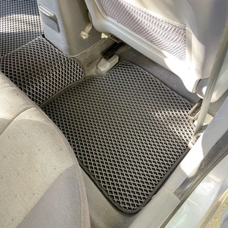 Коврики на Hyundai Elantra 3 (XD) 2000 - 2010 в Новороссийске