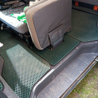 Коврики на Mitsubishi Delica 3 1986 - 1999 в Новороссийске