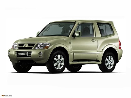 Коврики на Mitsubishi Pajero III 1999 - 2006 в Новороссийске