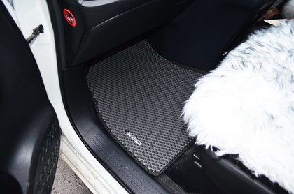 Коврики на Toyota Esquire (R80) 2014 - 2021 в Новороссийске