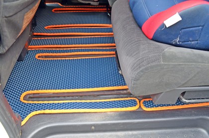 EVA коврики на Nissan Serena (C25) 2005 - 2010 в Новороссийске