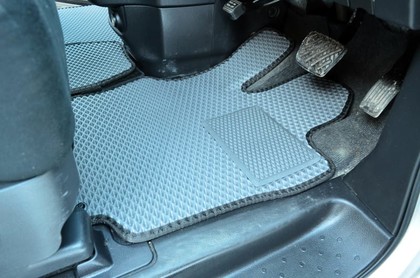 Коврики на Nissan Serena (C26) 2010 - 2016 в Новороссийске