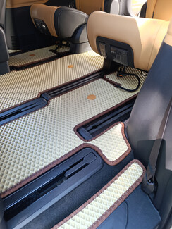 Ворсовые коврики на KIA Carnival IV 11 мест 2020 - 2026 в Новороссийске Ворсовые коврики на KIA Carnival IV 11 мест 2020 - 2026 в Новороссийске