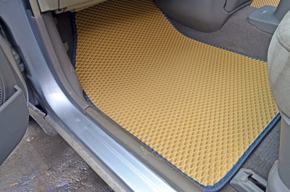 Коврики на Nissan March (K12) 2002 - 2010 в Новороссийске