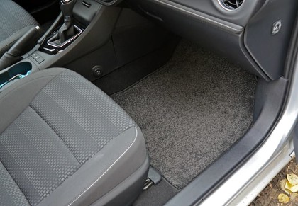 Коврики на Toyota Corolla (E18) 2012 - 2019 в Новороссийске
