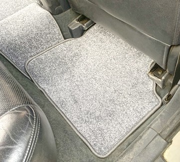 Коврики на Toyota Avensis II 2002 - 2008 в Новороссийске
