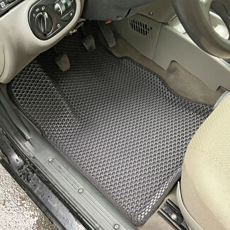 Коврики на Lada (ВАЗ) Kalina 2004&nbsp;-&nbsp;2018 в Новороссийске