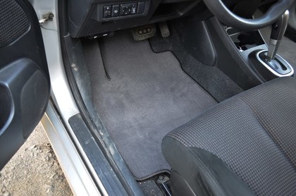 Коврики на Nissan Tiida (C11) 2004 - 2014 в Новороссийске