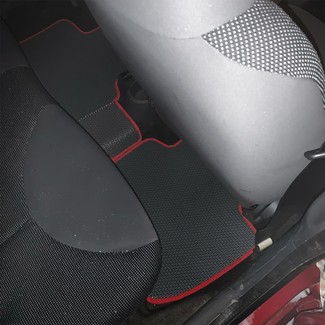 Коврики на Toyota Aygo 2005 - 2014 в Новороссийске