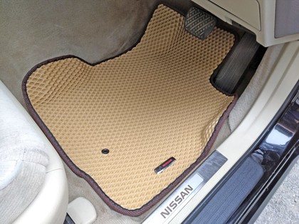 Коврики на Nissan Fuga (Y50) 2004 - 2009 в Новороссийске