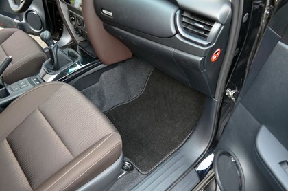 Коврики на Toyota Fortuner II 2015 - 2025 в Новороссийске