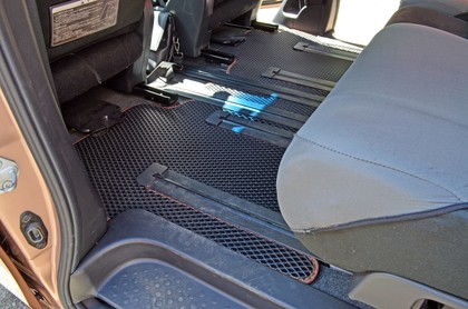 Коврики на Nissan Serena (C26) 2010 - 2016 в Новороссийске