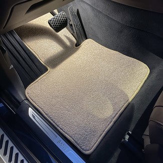 Коврики на BMW X5 (F15) 2013 - 2018 в Новороссийске