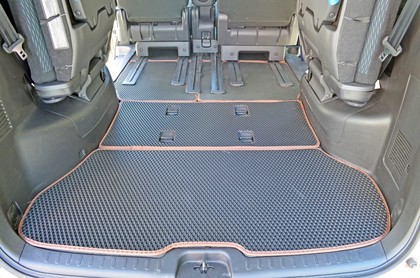 Коврики на Nissan Serena (C26) 2010 - 2016 в Новороссийске