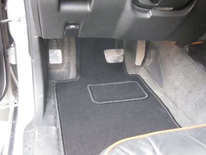 Коврики на Hummer H3 2005 - 2010 в Новороссийске