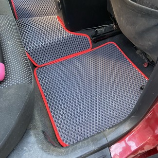 Коврики на Mitsubishi Lancer IX 2000 - 2010 в Новороссийске