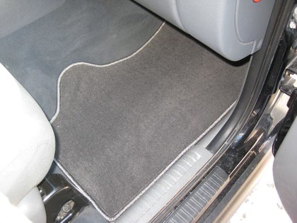 Коврики на Jeep Cherokee (KJ) 2001 - 2007 в Новороссийске