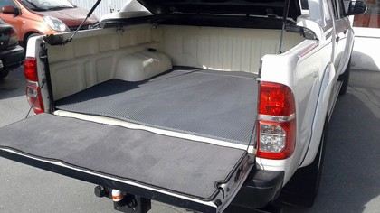 Ворсовые коврики на Toyota Hilux VII 2008 - 2015 в Новороссийске