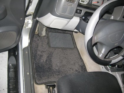 Коврики на Mitsubishi Montero Sport I 1996 - 2008 в Новороссийске