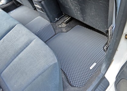 Коврики на Mitsubishi Galant VIII 1996 - 2005 в Новороссийске