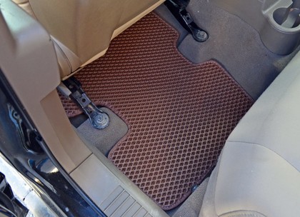Коврики на Jeep Liberty (MK74) 2006 - 2017 в Новороссийске